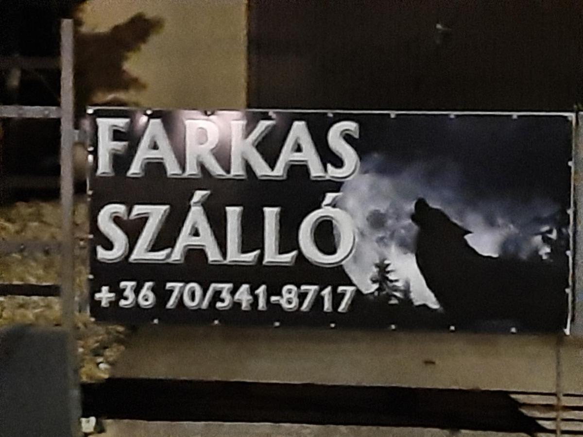 Farkas Szallas Barand Buitenkant foto